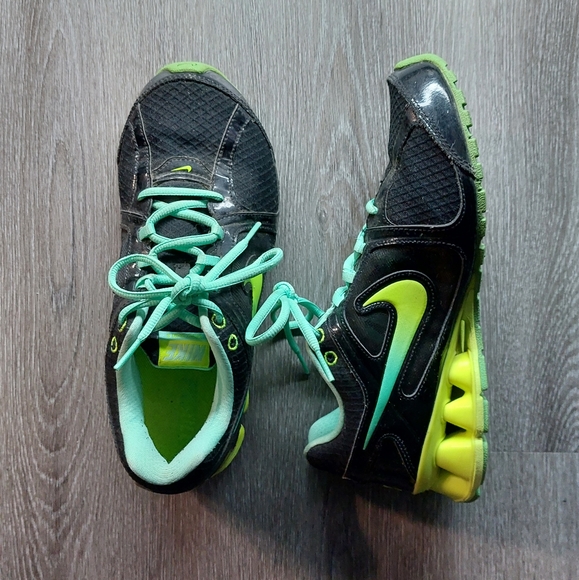 Women's Nike Reax Run 8 - Running Shoes - Picture 2 of 5